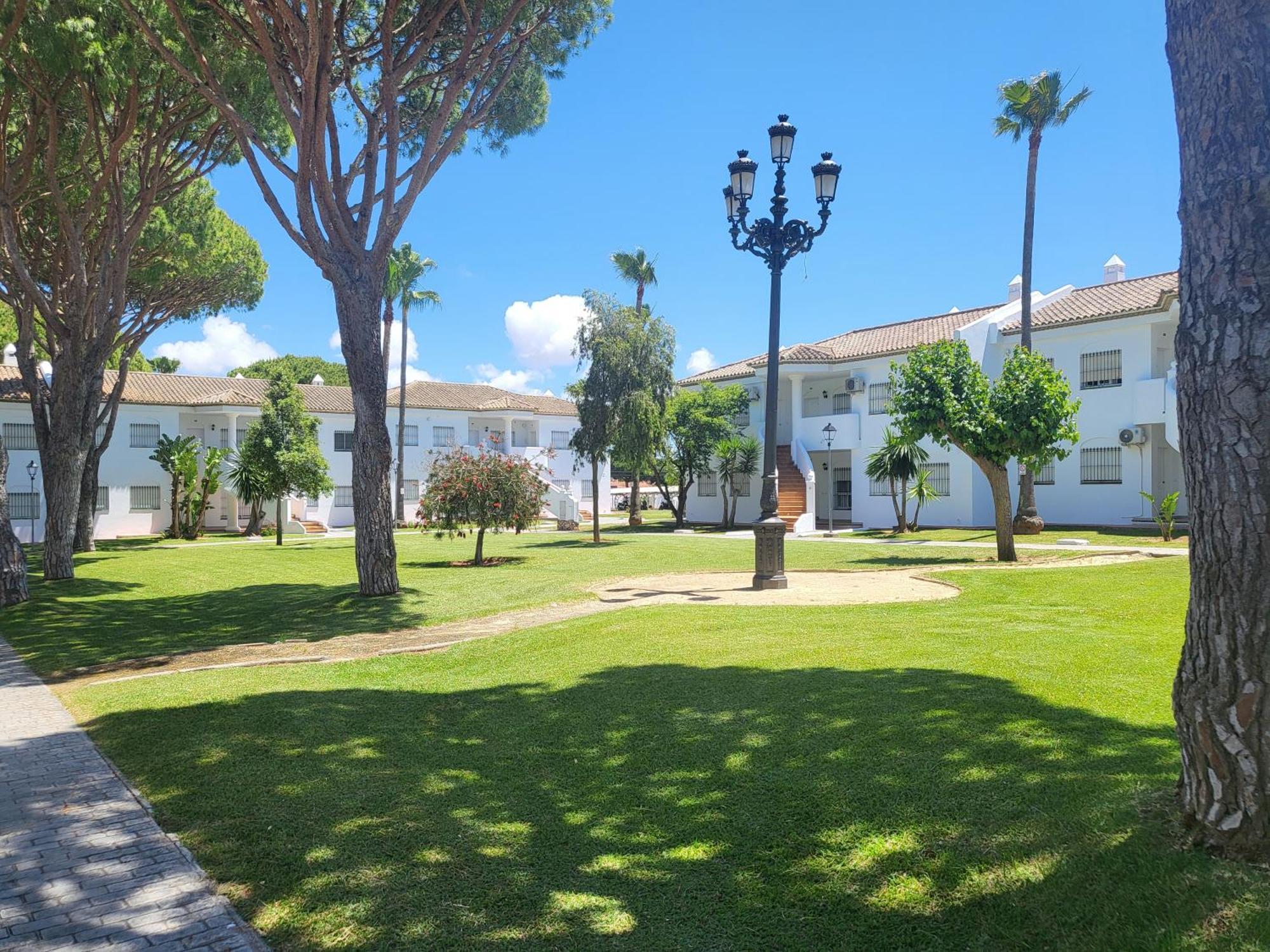 Apartamento Pinar Del Atlantico La Barrosa Chiclana de la Frontera Exterior photo