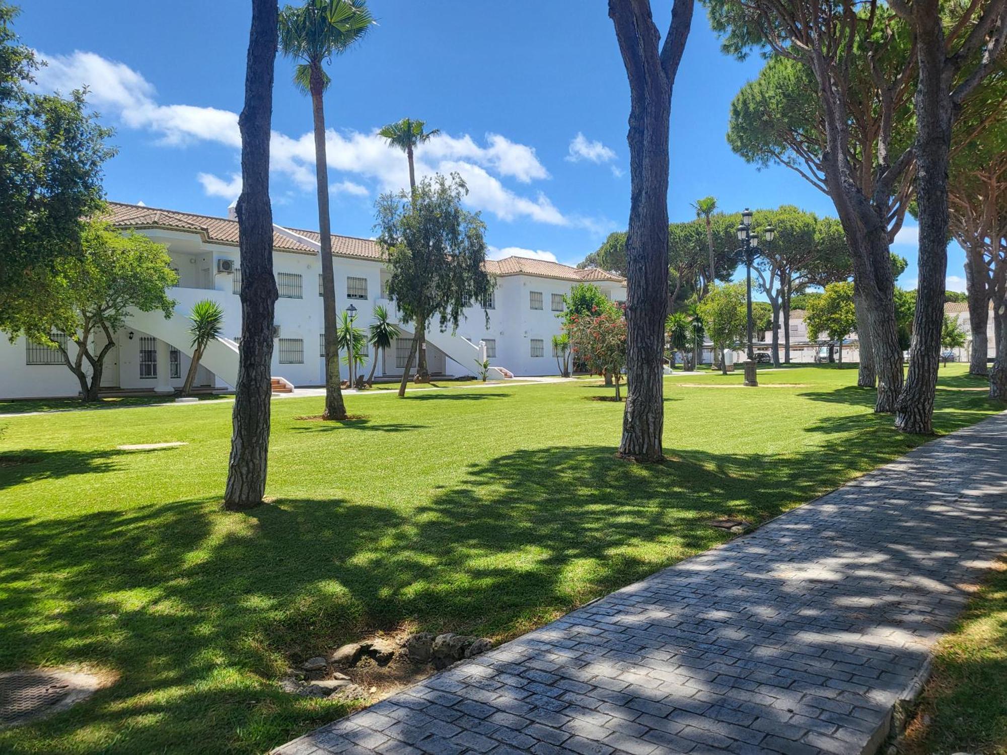 Apartamento Pinar Del Atlantico La Barrosa Chiclana de la Frontera Exterior photo